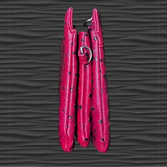 Giani Bernini Embossed Faux Ostrich Crossbody/Wristlet Clutch/Wallet - Picture 4 of 9